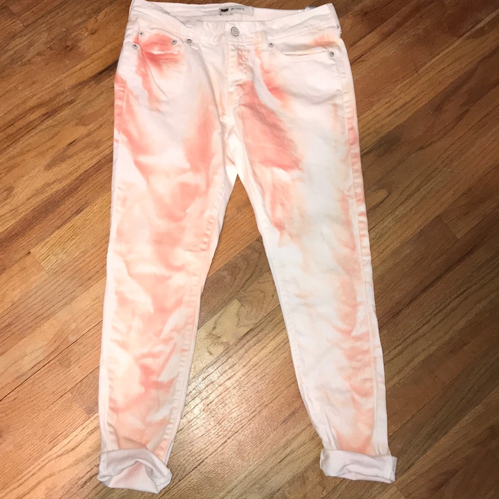 Levi’s 535 Legging. Coral Tie Dye Denim. Size 28